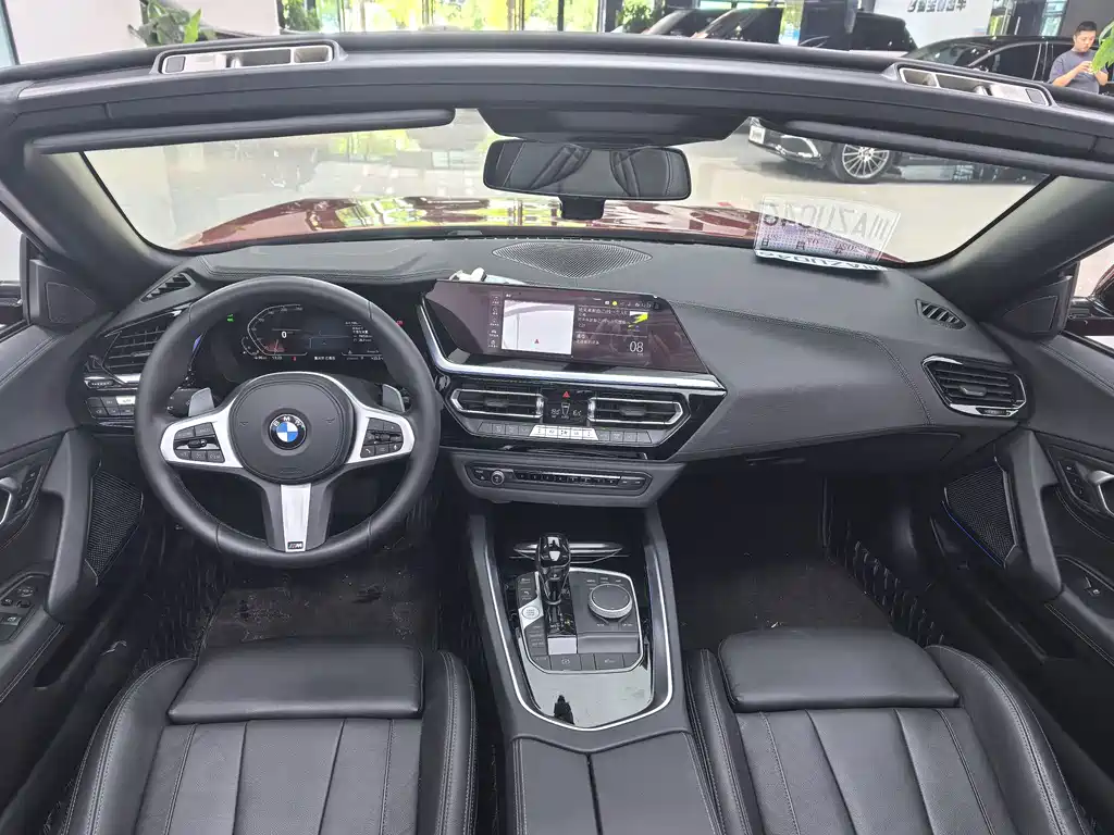 BMW Z4 2025 — фото 4