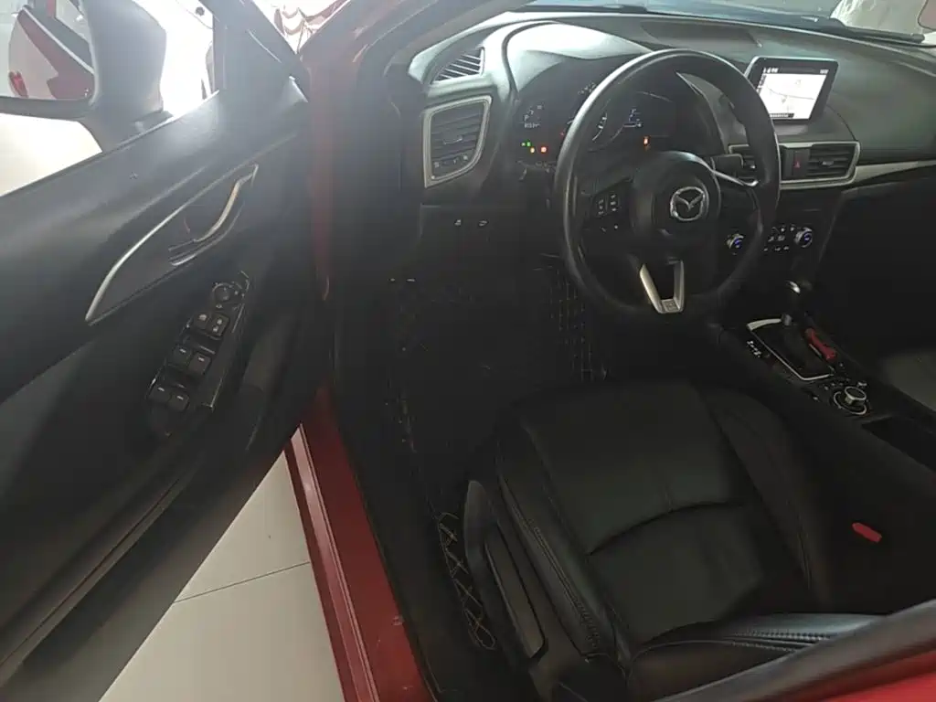 Mazda 3 Angkesela 2017 — фото 16