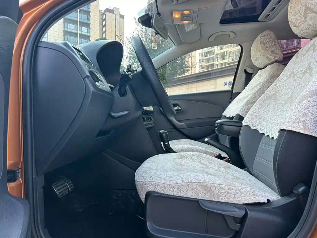Volkswagen Polo 2015