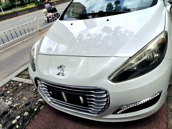 Peugeot 308 2015