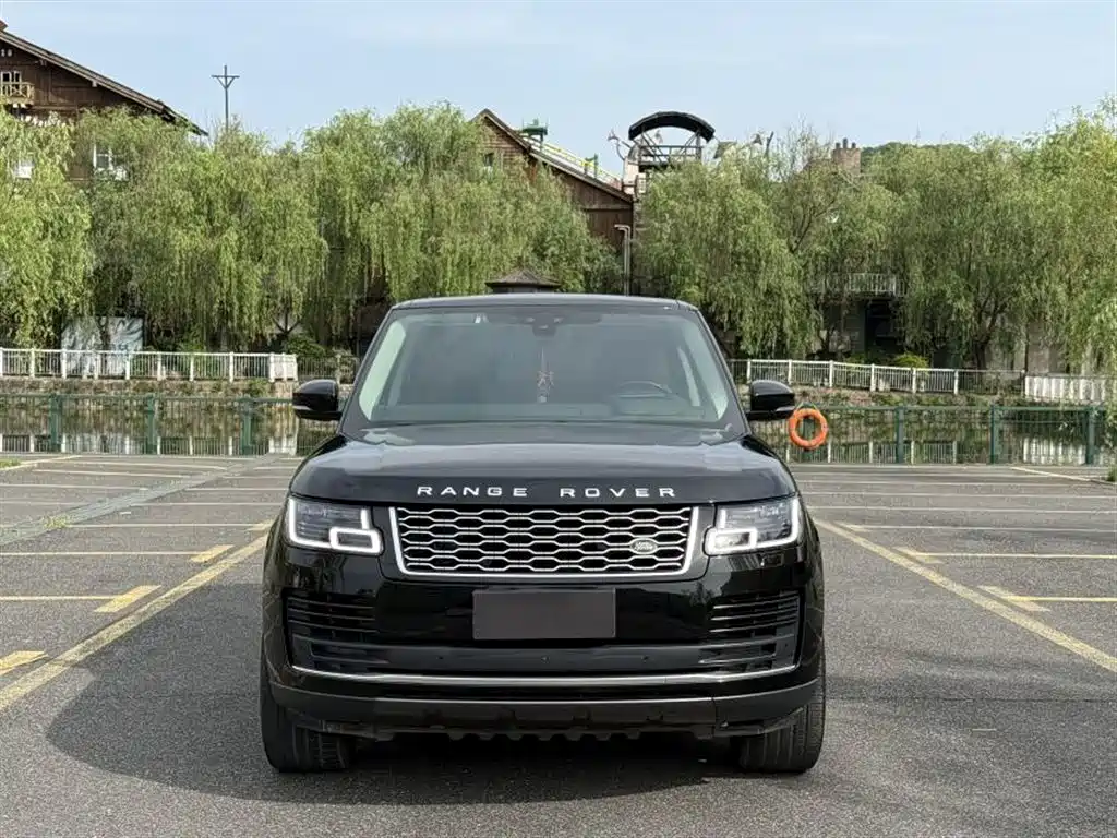 Land Rover Range Rover 2021 — фото 2