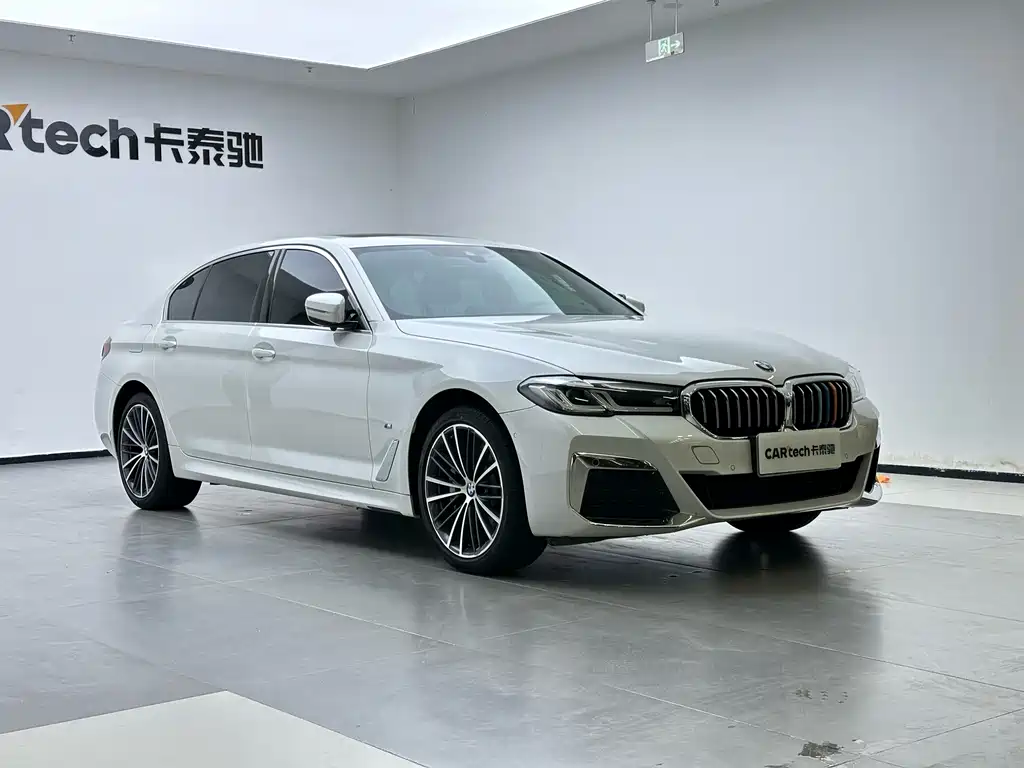BMW 5 Series 2022