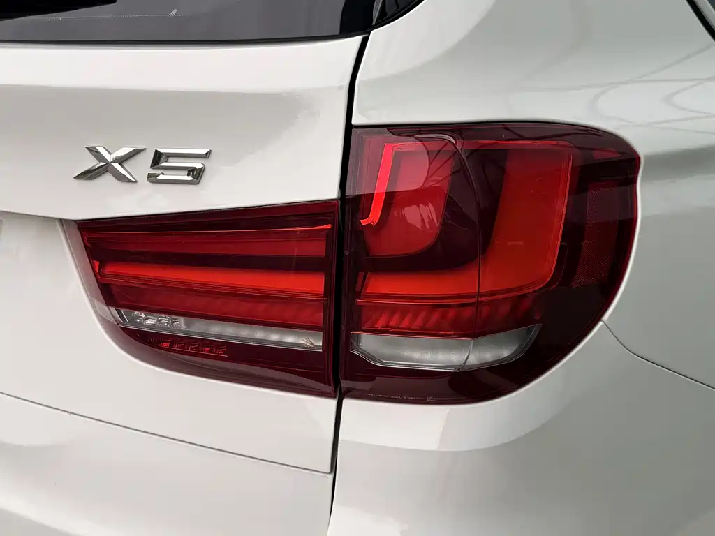 BMW X5 2018 — фото 25