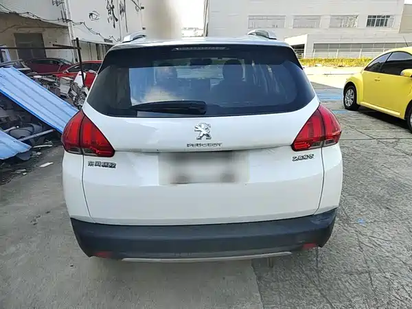 Peugeot 2008 2015
