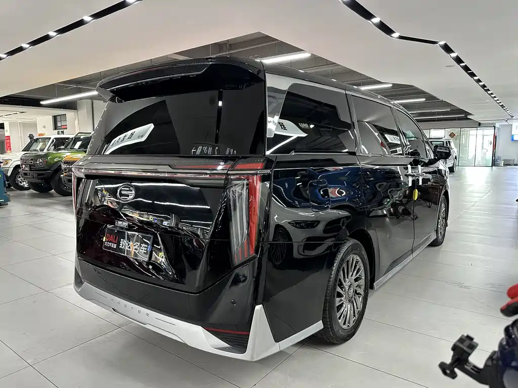 GAC Motor Trumpchi M8 2023 — фото 7
