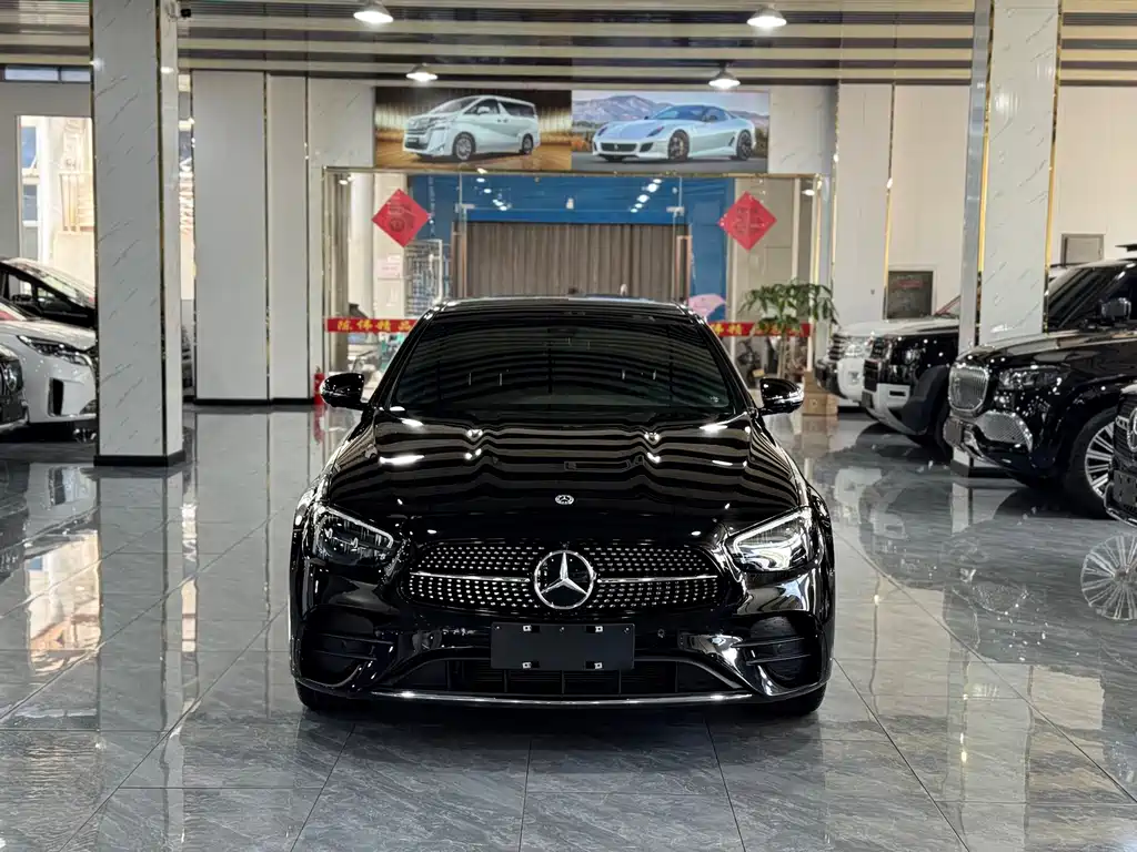 Mercedes-Benz E-Class 2023