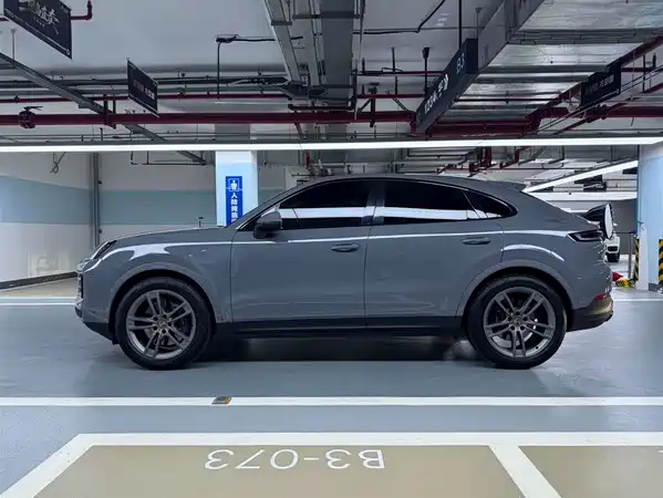 Porsche Cayenne 2024