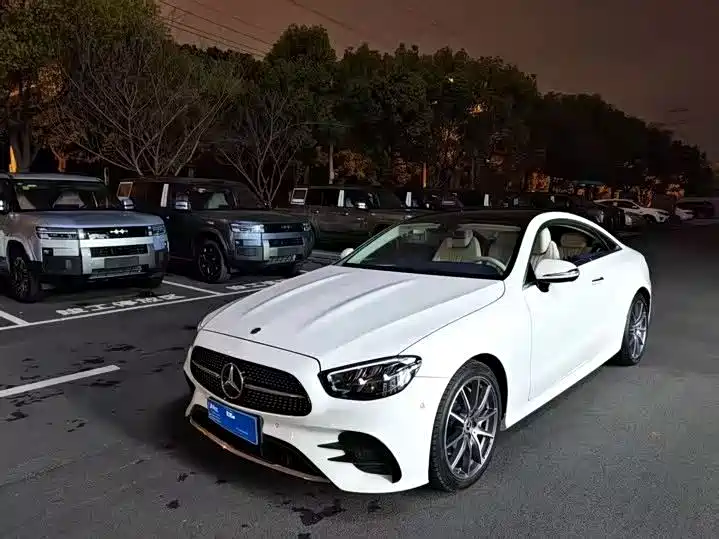 Mercedes-Benz E-Class 2023