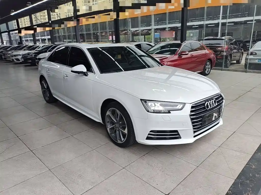 Audi A4L 2018 — фото 4