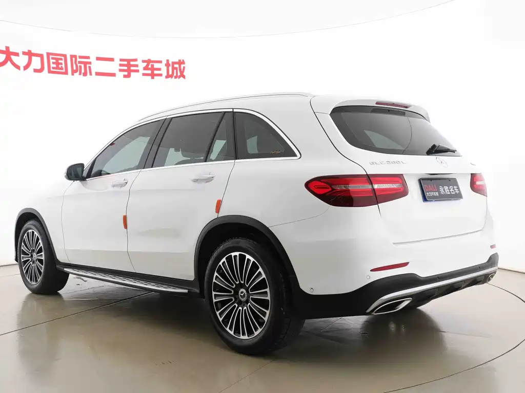 Mercedes-Benz GLC 2019 — фото 15