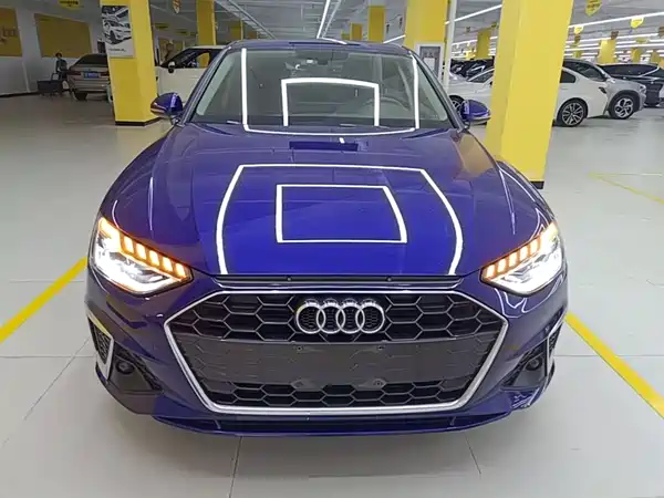 Audi A4L 2020