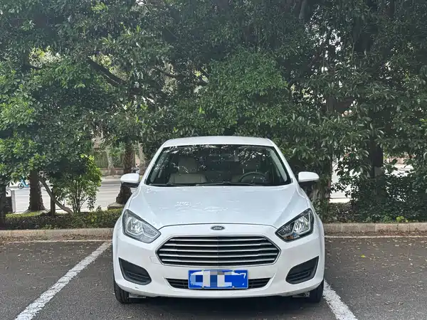 Ford Escort 2017