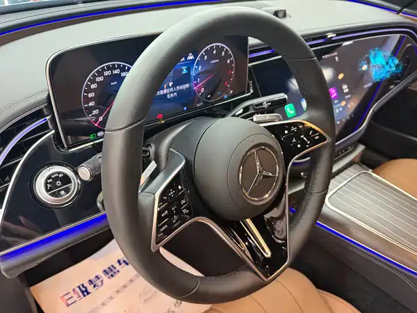 Mercedes-Benz E-Class 2025