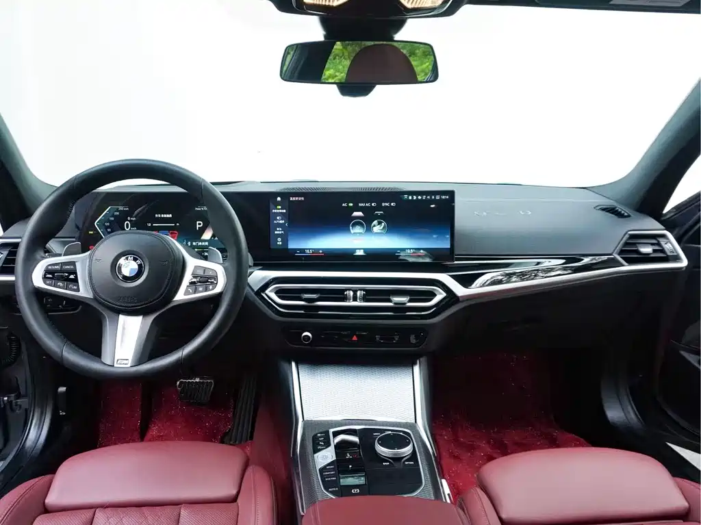BMW 3 Series 2023 — фото 15