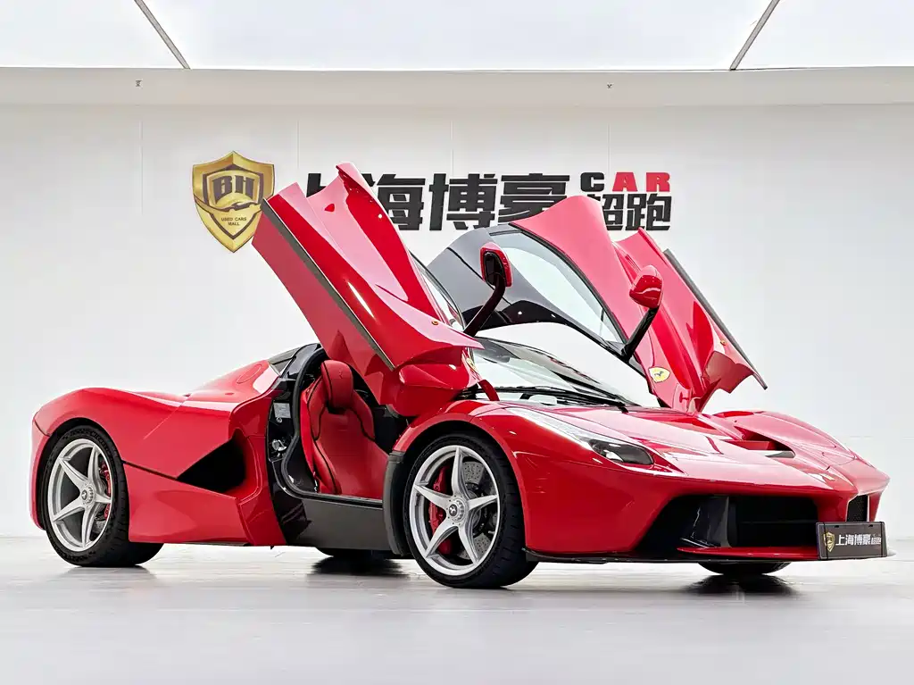 Ferrari LaFerrari 2015 — фото 12