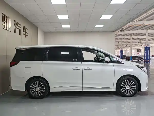 GAC Trumpchi M8 2022