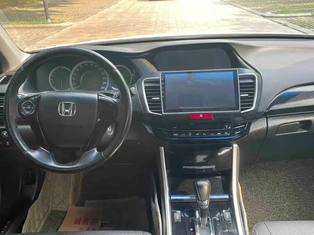Honda Accord 2016 — фото 6