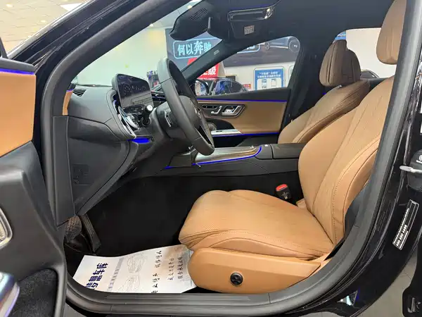 Mercedes-Benz E-Class 2025