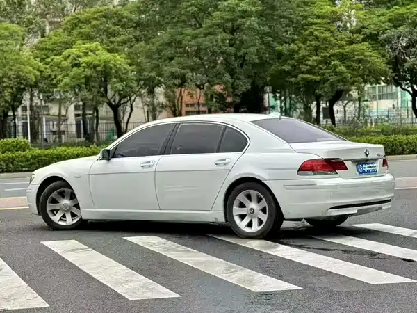 BMW 7 Series 2005