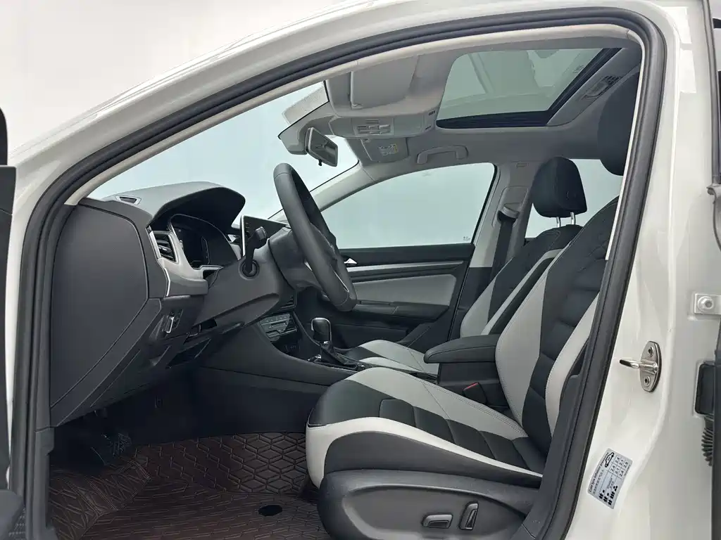 Volkswagen Bora 2022
