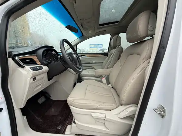 Buick GL8 2018