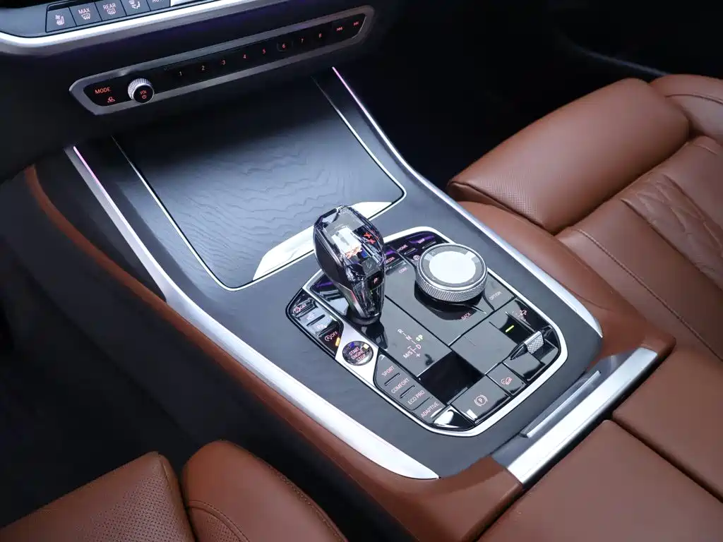 BMW X7 2021 — фото 12