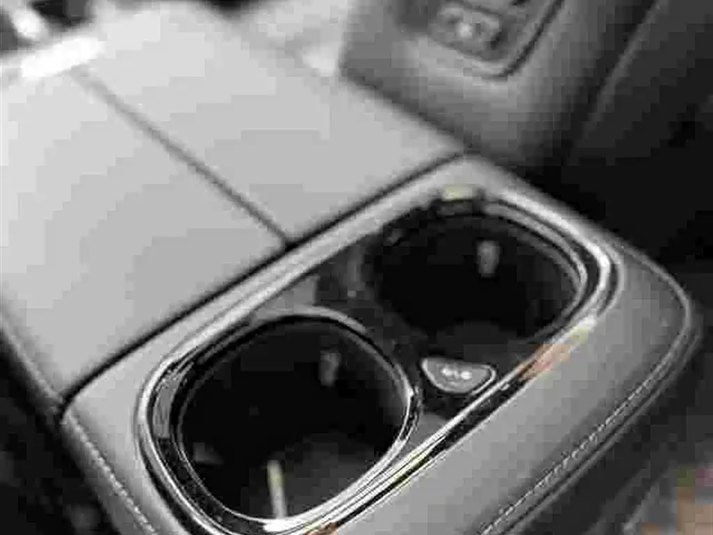 GAC Trumpchi M8 2023 — фото 8