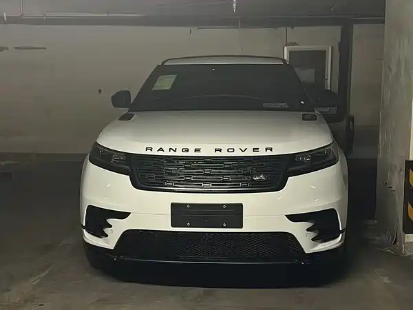 Land Rover Range Rover Velar 2026