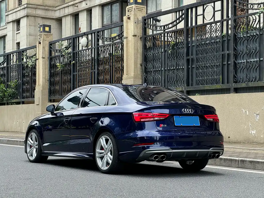 Audi S3 2018 — фото 2
