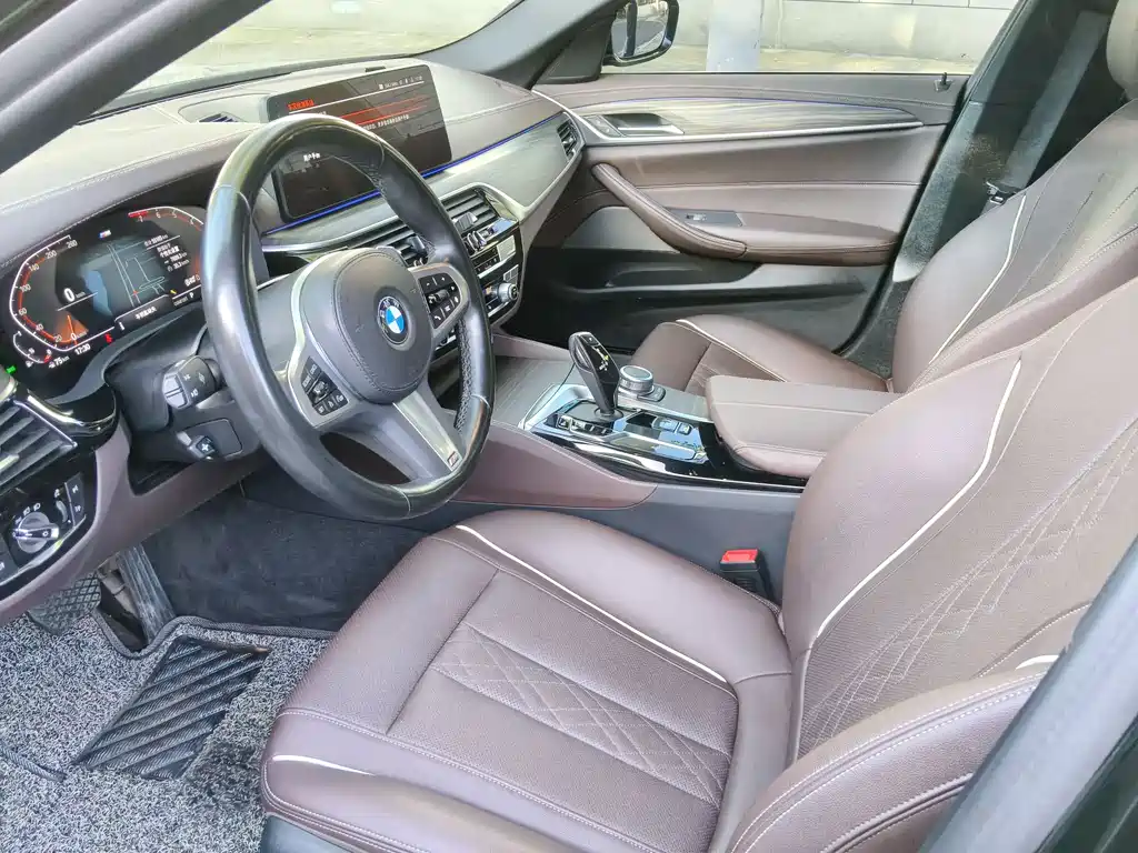 BMW 5 Series 2022