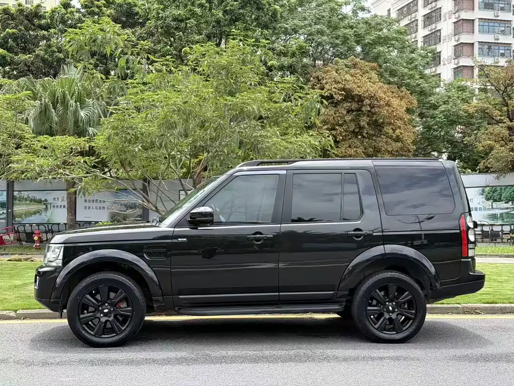 Land Rover Discovery 2015 — фото 3