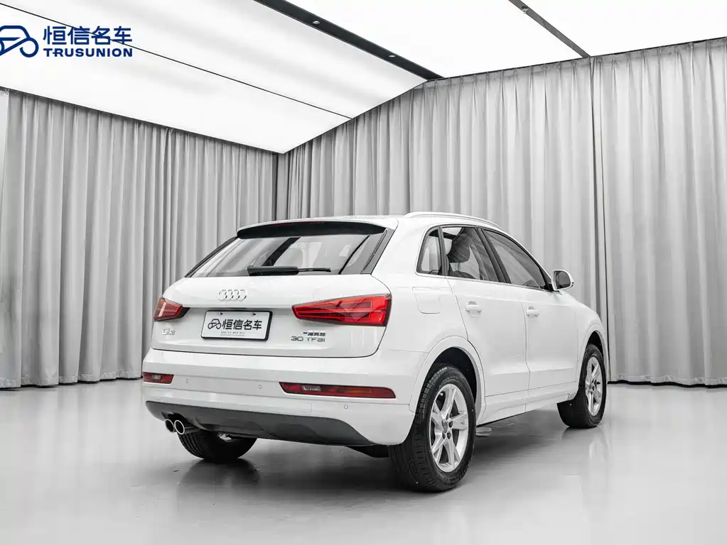 Audi Q3 2016 — фото 4
