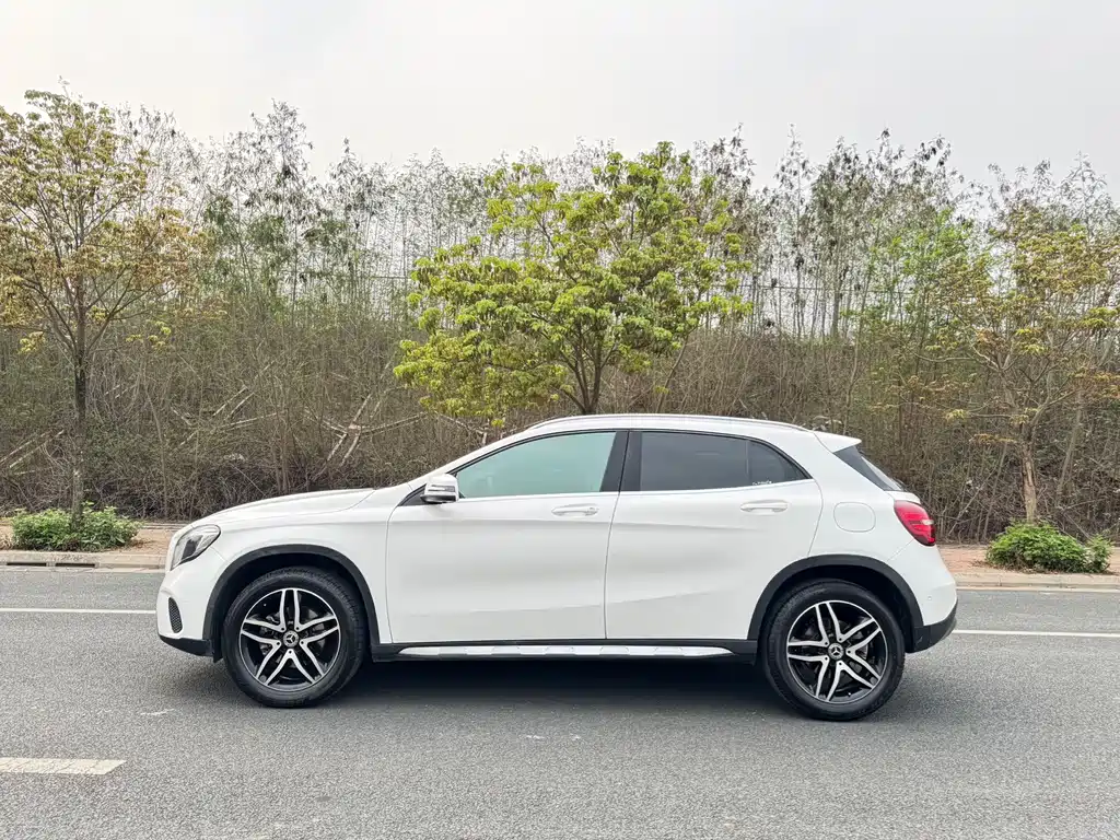Mercedes-Benz GLA 2018 — фото 5