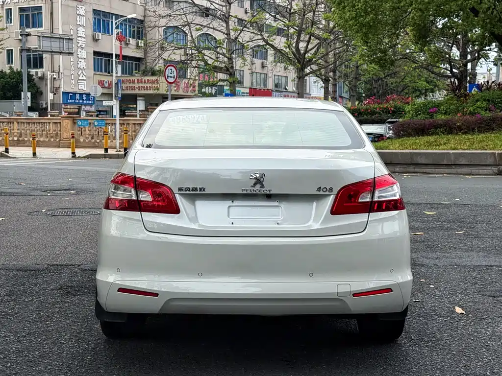 Peugeot 408 2016 — фото 6