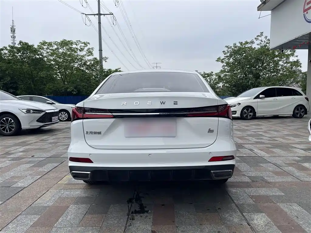 Roewe i5 2025 — фото 11