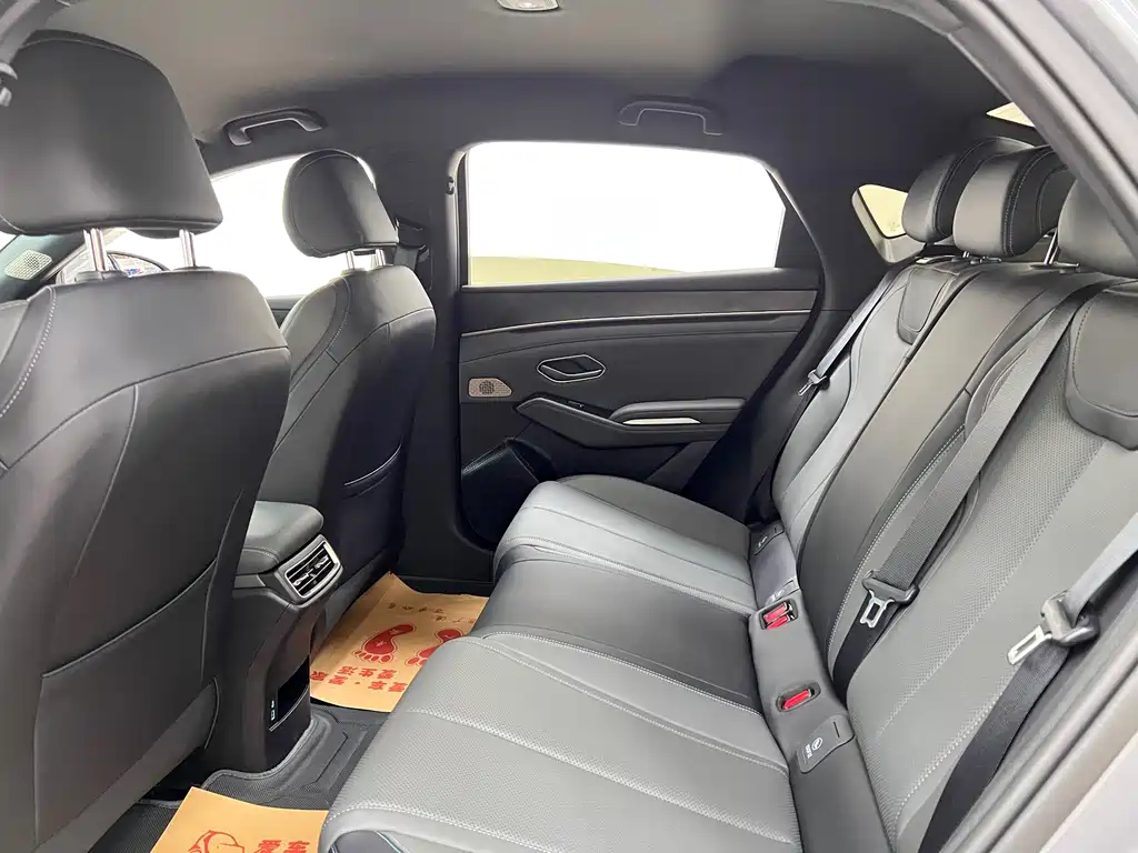 BYD Qin L 2025 — фото 17
