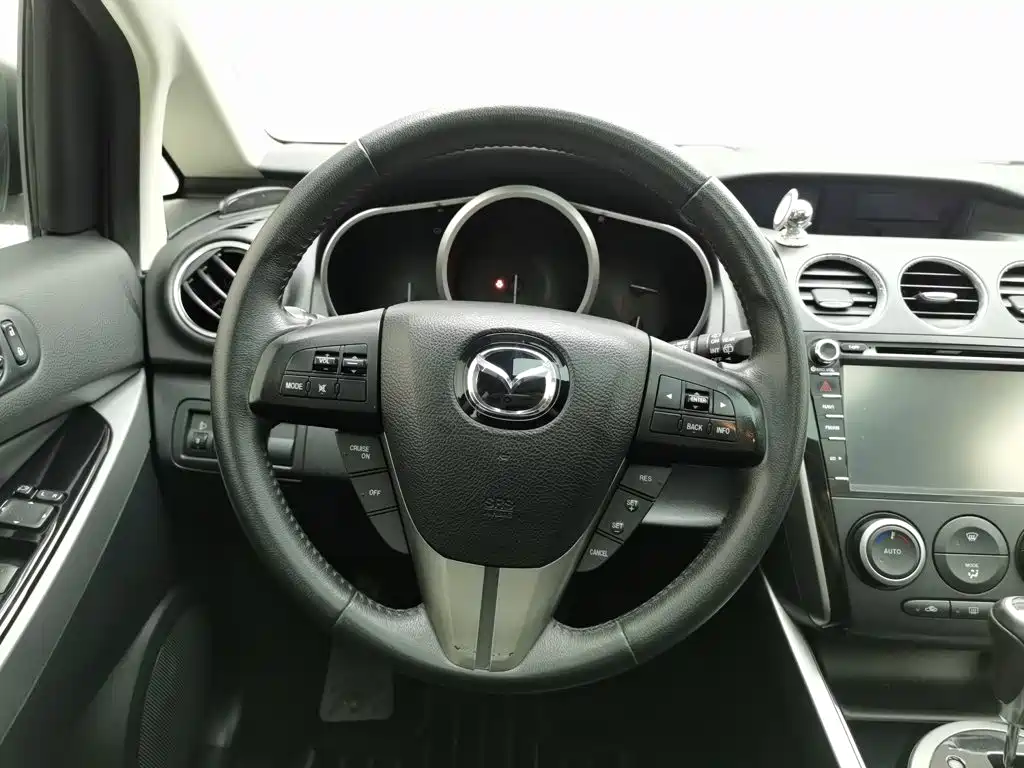 Mazda CX-7 2016 — фото 11