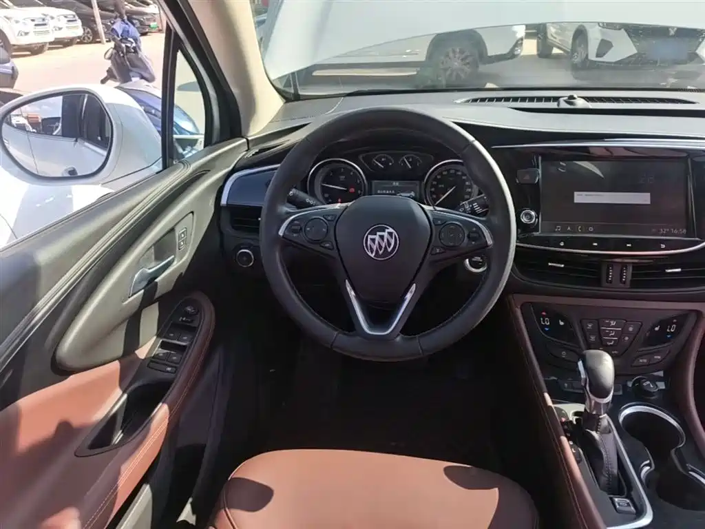Buick Envision Plus 2021 — фото 11