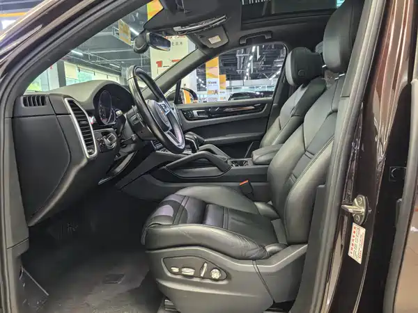Porsche Cayenne 2019