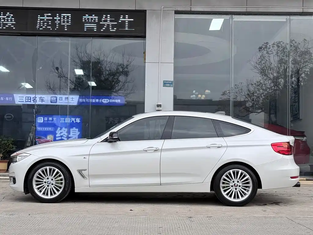 BMW 3 Series GT 2016 — фото 13