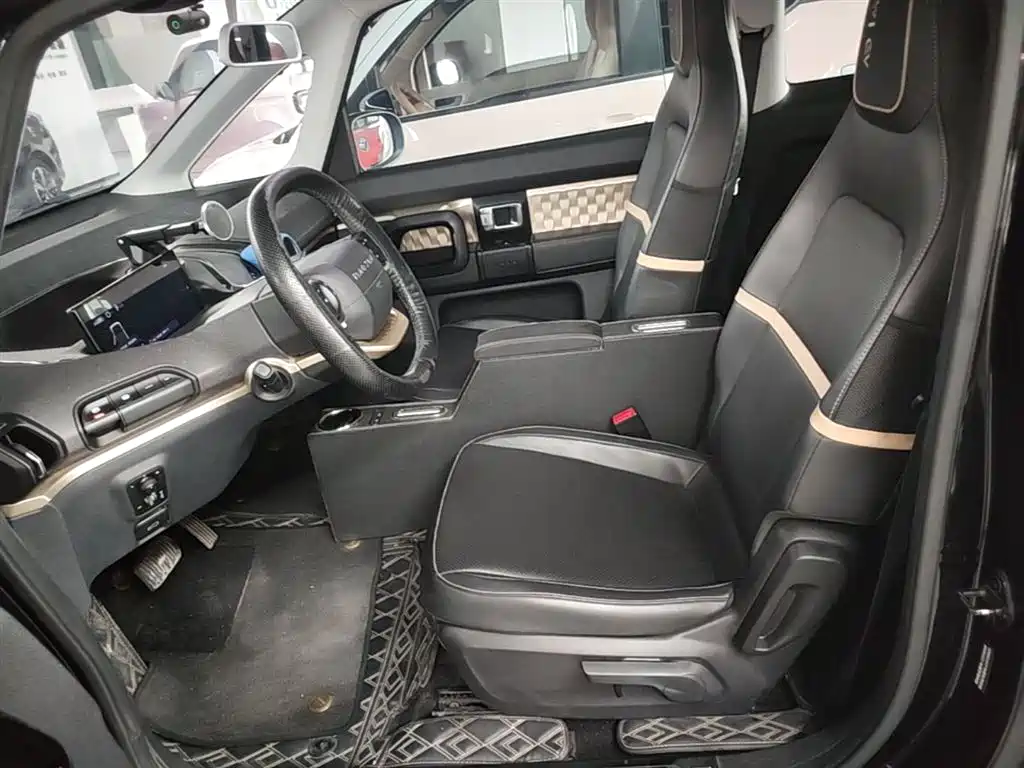 Baojun KiWi EV 2022 — фото 15