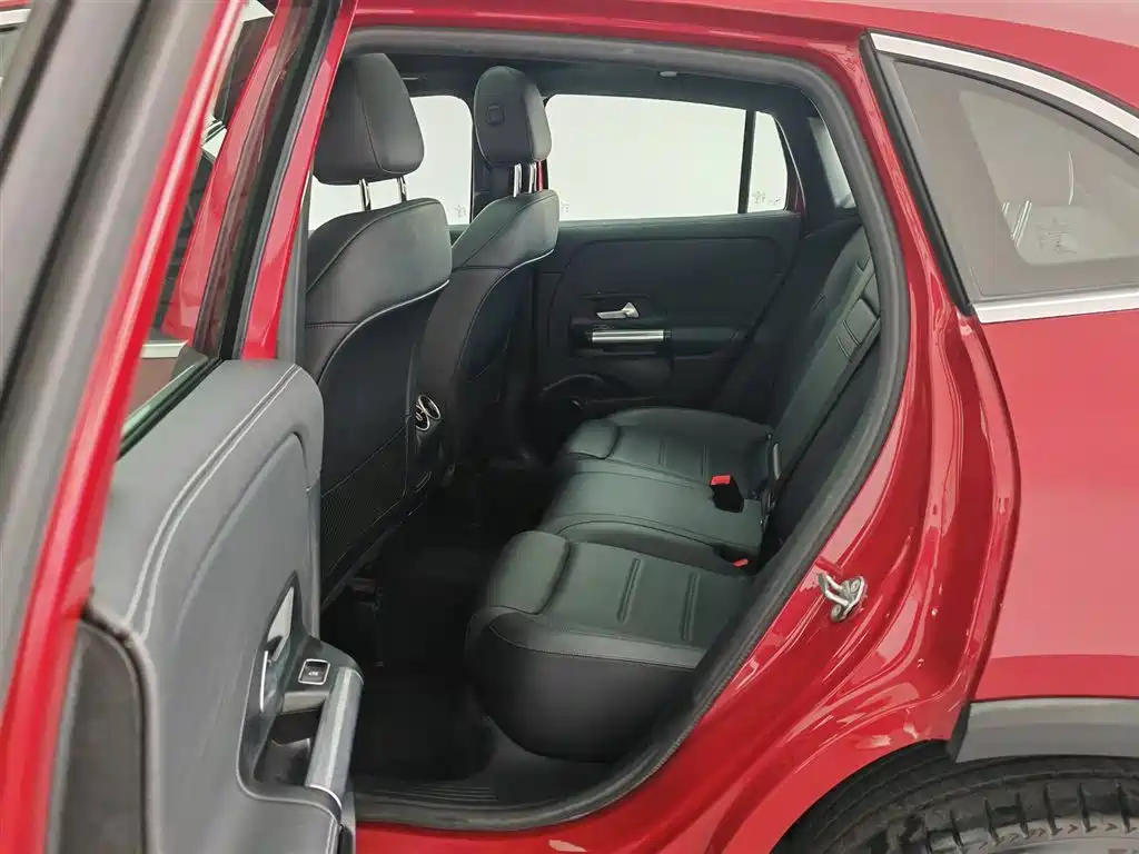 Mercedes-Benz GLA 2020 — фото 15