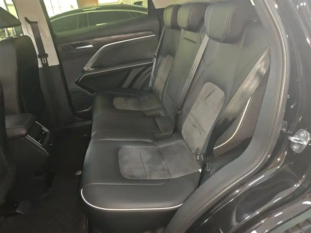 Haval H6 2023 — фото 17