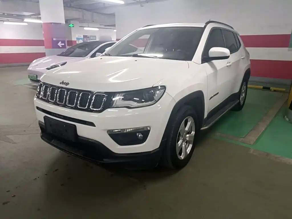 Jeep Compass 2018 — фото 2