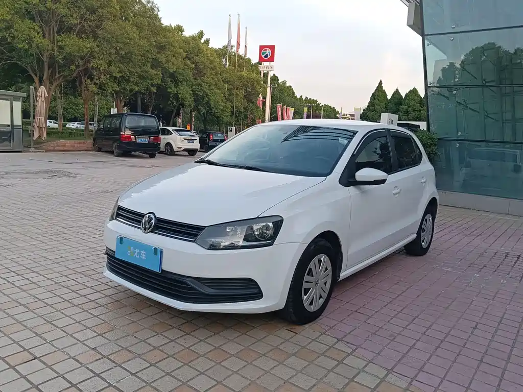 Volkswagen Polo 2015