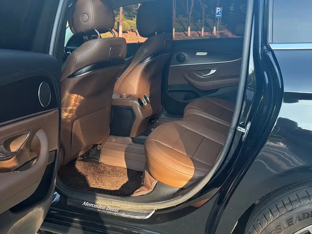 Mercedes-Benz E-Class 2019