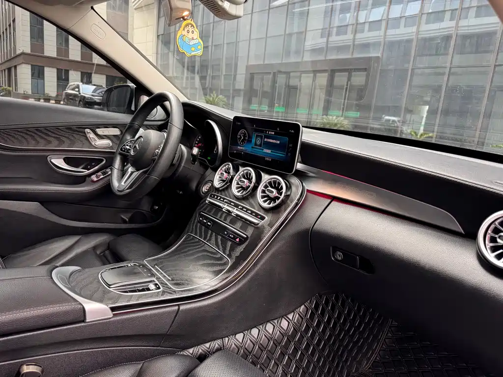 Mercedes-Benz C-Class 2018 — фото 11