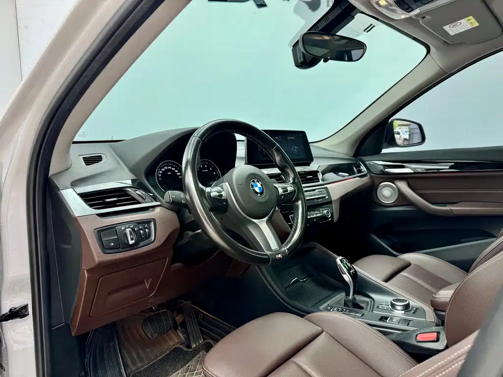 BMW X1 2022 — фото 6