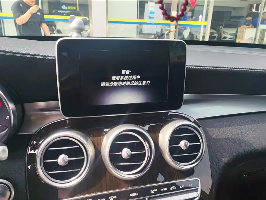 Mercedes-Benz GLC 2019 — фото 13