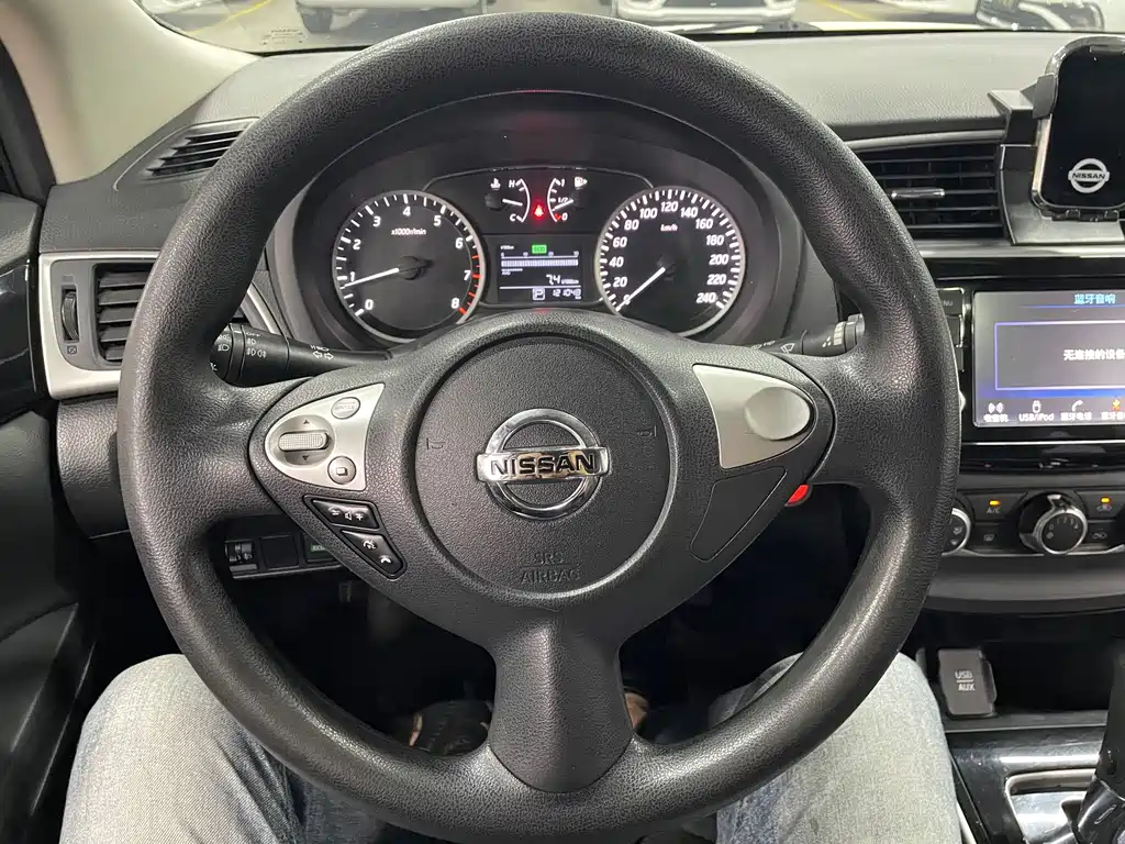 Nissan Sylphy 2017 — фото 21